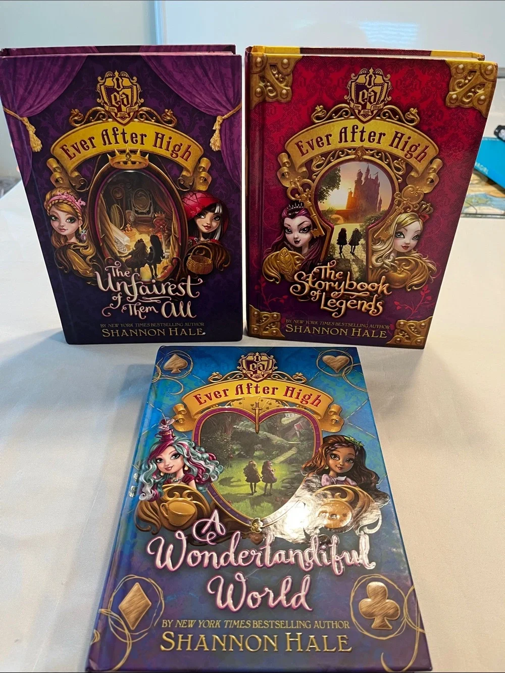 Ever After High A Wonderlandiful World Hardcover Book - Blue‎